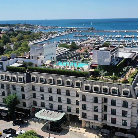 Wyndham Grand Istanbul Kalamis Marina Hotel Exterior photo The hotel in 2018